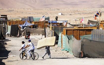 Estudio: «Territorios para el castigo y el padecimiento. Ser indio y migrante en los campamentos del desierto de Atacama»