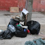 Municipalidad de Iquique ya lleva cerca de 200 notificaciones por depósito irregular de basura y escombros durante 2021