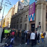 Ante represión policial se suspende en Santiago, la instalación de la Convención Constitucional