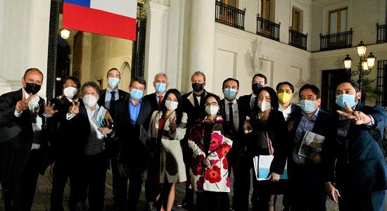 Gobernadores del país piden al Presidente aumentar el presupuesto 2022 en un 30 por ciento