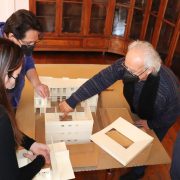 Maqueta interpretativa de la cárcel de Pisagua donada al Museo Regional de Iquique, permitirá fortalecer ejercicios de memoria de exprisioneros políticos