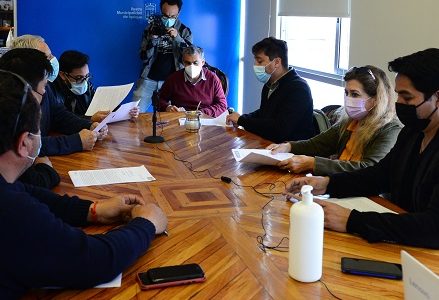 Ante grave crisis por falta de políticas públicas migratorias Concejo Municipal pide por oficio comisión investigadora a Cámara de Diputados