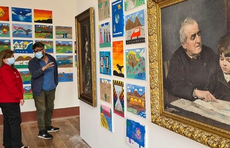 Expondrán dos obras del Museo Nacional de Bellas Artes junto al trabajo de niñas, niños y jóvenes de las siete comunas en la región