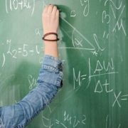 Inician campaña para buscar firmas de adhesión de académicos universitarios por Boric