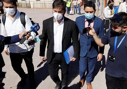 Desde la Salitrera Humberstone, el candidato Gabriel Boric ratificó eliminación de la figura del delegado presidencial en su gobierno 