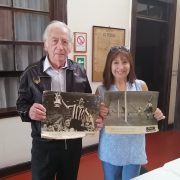 Hija única del chileno Jorge Robledo nacido en Alianza y que triunfara en el futbol inglés, donó valiosas fotografías destinadas a Salitrera Humberstone