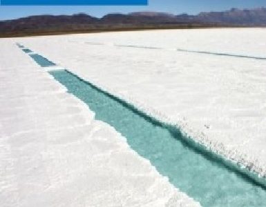 Polémica por explotación de litio: A Sala norma que prohíbe licitar contratos especiales de operación de minerales no concesible ante gobierno