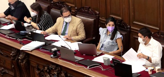 Convención: Comisión de Derechos Fundamentales inicia votación en particular de norma