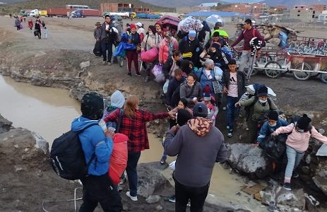 Alcalde de Colchane precisa cifras y asegura que más de 500 migrantes cruzaron la frontera