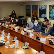 Alcalde de Colchane participó en un diálogo intersectorial sobre las consecuencias que viven las comunidades de acogida ante crisis migratoria.