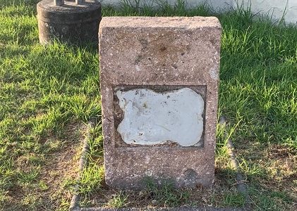 Nuevamente la intolerancia pasa por sobre la Memoria Histórica, destruyendo placa en honor a tres ejecutados políticos en Iquique y Pisagua