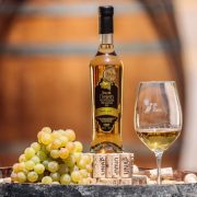 Vino del Desierto, iniciativa de la UNAP: Un aporte al territorio en la región de Tarapacá