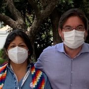 «Apruebo o Rechazo. No existe una tercera vía”: Constituyentes A. Flores y M. Barraza despejan dudas sobre el plebiscito de salida