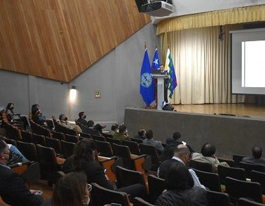 Unap presentó estudio para el desarrollo territorial transfronterizo entre Chile y Bolivia, durante  Seminario “Corredor Internacional de Transporte Iquique-Oruro”