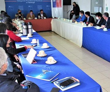 Gabinete Económico conoció demandas del Tamarugal. Delegación Provincial y municipios expusieron principales brechas de desarrollo.