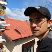 Escritores Juan Malebrán y Simón López realizarán laboratorios de escritura creativa para jóvenes de Tarapacá