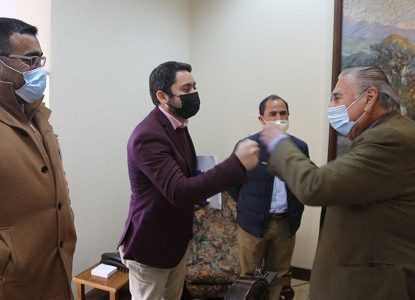 Gobernador Carvajal gestiona más recursos para Tarapacá en el Congreso. Viajó a Valparaíso y Santiago junto a alcaldes de Iquique, A. Hospicio y P. Almonte.