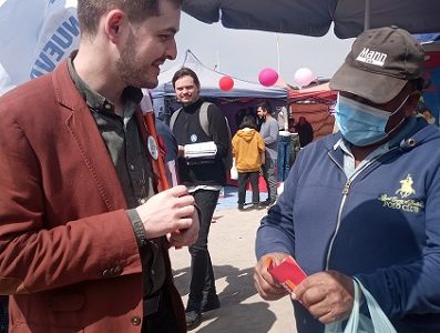 Intenso fin de semana para difundir propuesta constituyente. Gaspar Domínguez recorrió Feria La Quebradilla en Alto Hospicio