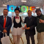 Por gestiones del municipio, editoriales y escritores iquiqueños se proyectan internacionalmente en Feria del libro de La Paz