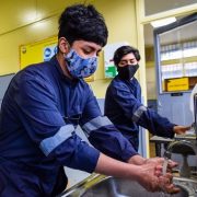 Jóvenes representan 23% de la fuerza laboral de Tarapacá, según registros del Observatorio Laboral Sence-Unap