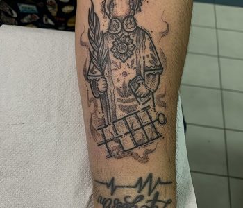 Proyecto “Piel Devota” estrenó documental sobre tatuajes en honor a San Lorenzo y lanzó catálogo digital con esta práctica de los devotos