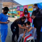 Tras el retorno a clases, autoridad sanitaria refuerza testeos preventivos y vacunación en los colegios de Tarapacá