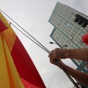 Gobierno Regional inicia el mes de agosto izando la bandera en honor a San Lorenzo de Tarapacá