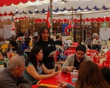 ¿Cómo afecta el 18 al medio ambiente?: Experto advierte que en septiembre aumentan hasta un 30% los residuos contaminantes
