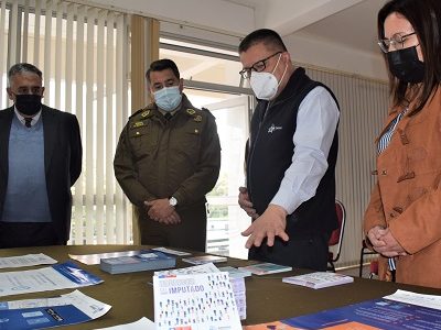 Defensoría Penal Pública entregó material de difusión de derechos de las personas a Carabineros de Iquique, 3n actividad de promoción de los DDHH