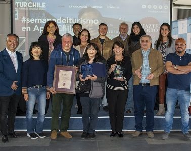 Asociación de Periodistas de Turismo, APTUR, premió a tres de sus colegas y rindió homenaje póstumo a destacado profesuional