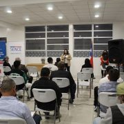 Programa de transferencia al sector público permitió certificar a 20 alumnos en procesos logísticos y control de bodega