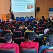 Estudiantes de la Universidad Privada de Tacna, conocieron rol de Aduana de Iquique en su contexto transfronterizo