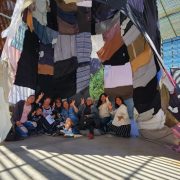 Con expresión colectiva de arte finalizó programa de capacitación textil para mujeres de Alto Hospicio 