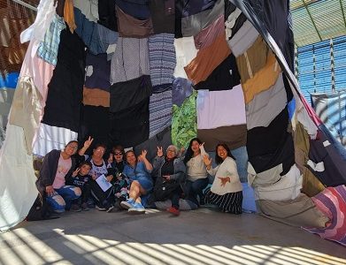 Con expresión colectiva de arte finalizó programa de capacitación textil para mujeres de Alto Hospicio 