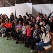 Mujeres emprendedoras que participaron en escuela Escuela de Fortalecimiento Empresarial recibieron sus certificadas. Ahora podrán mejorar sus iniciativas