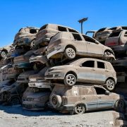 Viernes 2 de diciembre: Municipalidad de Alto Hospicio remata piezas de chatarra y vehículos en regular y mal estado