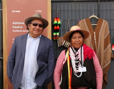 Artesana de Pisiga Carpa, Colchane, recibe reconocimiento  Sello de Artesanía Indígena, que entrega el Ministerio de las Culturas, las Artes y el patrimonio