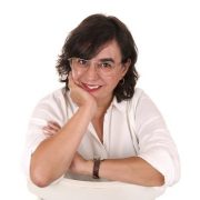 Especialista en geopolítica, de la Universidad Complutense de Madrid, abordará estudio de fronteras en charla organizada por la UTA