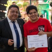 Certifican a estudiantes que participaron en talleres con la Orquesta Regional
