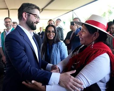 Egresada de TNS Eléctrico en Energías Renovables del CFT Estatal de Tarapacá expuso en convocatoria nacional en Santiago