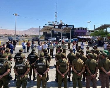 Delegado de Tarapacá coordinó medidas urgentes de seguridad en Alto Hospicio e informó a vecinos
