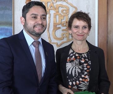 Gobernador Carvajal insistió a la ministra del Interior, Carolina Tohá, que exista una “puerta única” de ingreso en Colchane