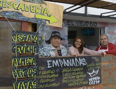 Familia de Caramucho concreta el sueño de emprender con Pescadería “El Viejo Gio”, iniciativa impulsada por tres generaciones