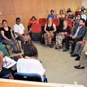 Innovación académica impulsada por docentes y apoyo de Radio UNAP crea libro sobre cómo usar leste medio, en la enseñanza