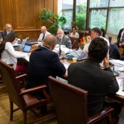 Comisión de Salud del Senado, preparará proyecto que busca regular la práctica de cirugías plásticas con fines estéticos