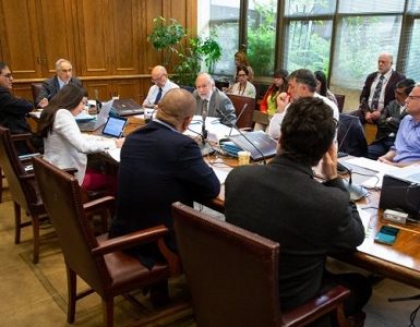 Comisión de Salud del Senado, preparará proyecto que busca regular la práctica de cirugías plásticas con fines estéticos