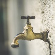 Municipalidad de Iquique y Cormudesi informan sobre medidas de contingencia por corte programado de agua potable