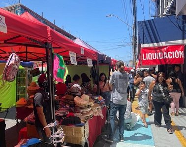 “Vive Vivar”: Mesa de Recuperación de Espacios Públicos concretó exitosa actividad en el centro de Iquique