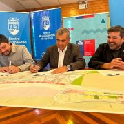 Convenio para entregar asesoría técnica al Plan de Emergencia Habitacional, firma Municipalidad de Iquique con el Minvu y el Serviu Tarapacá