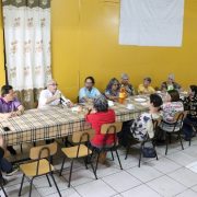 Bitar se reunió con vecinos de la Junta de Vecinos Central de Iquique y explicó en qué consiste el nuevo proceso Constitucional